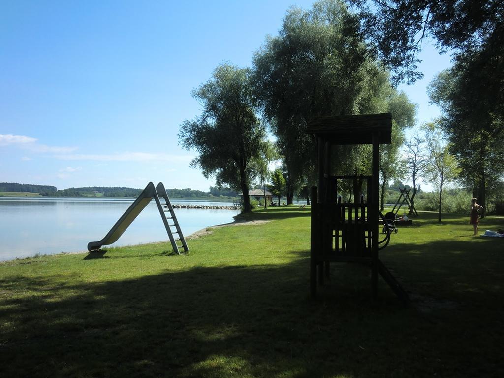 Chiemsee Comfort-Bungalow Mit Garten リムシュティング エクステリア 写真